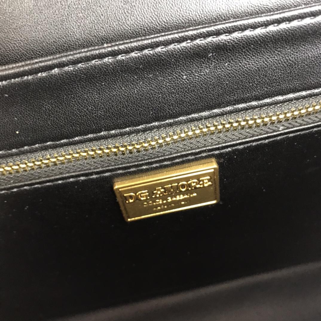 Dolce & Gabbana Small Dg Amore Bag  (27*18*8cm) - PerfectKickZ