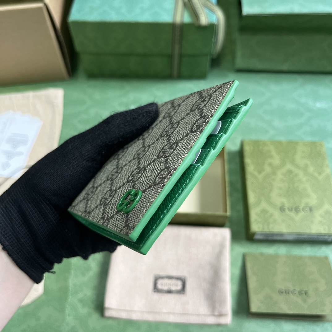 Gucci Wallet With GG Detail - 