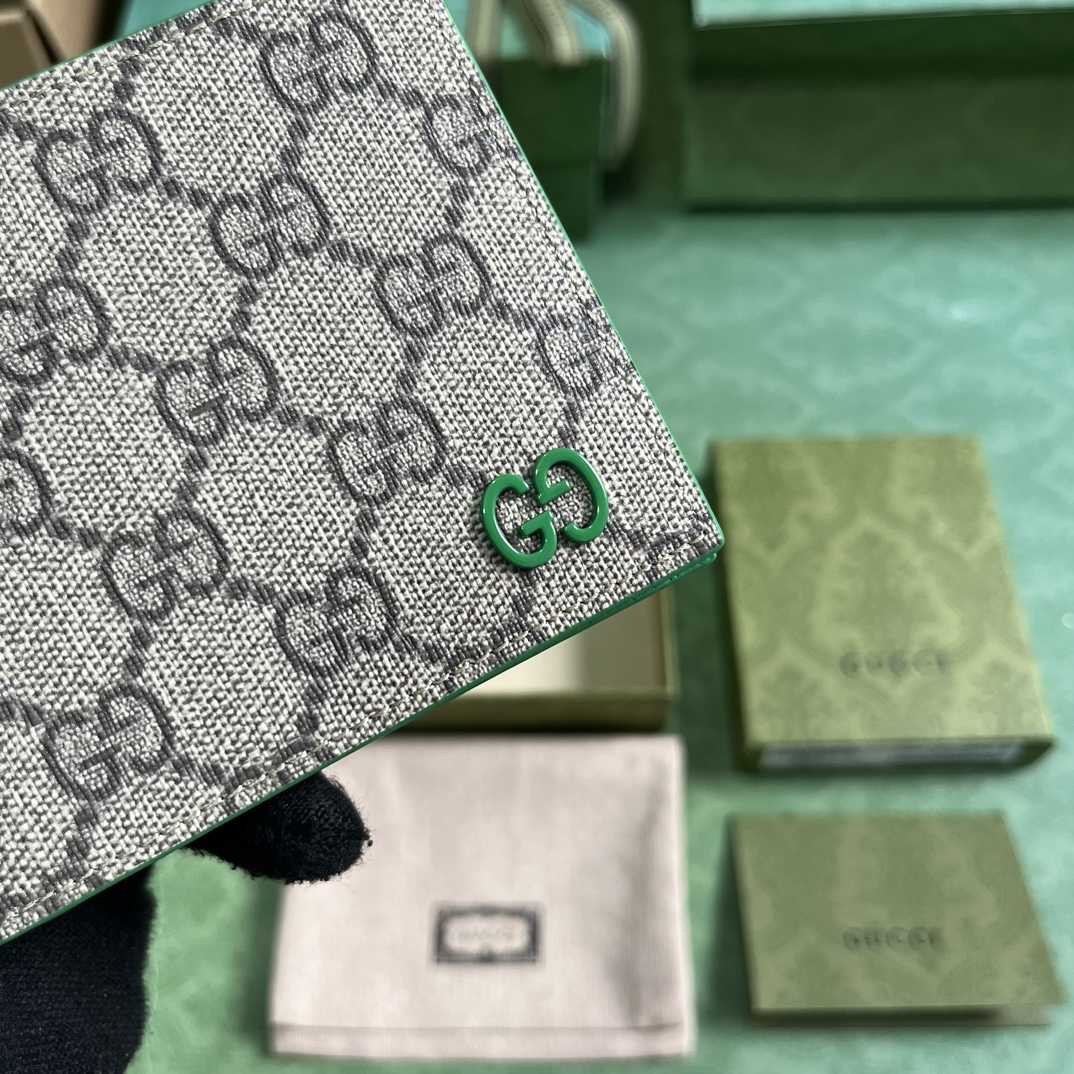 Gucci Wallet With GG Detail - 
