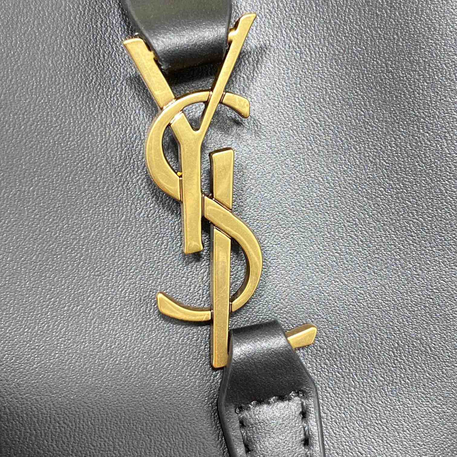 Saint Laurent Le 37 Mini In Shiny Leather - PerfectKickZ