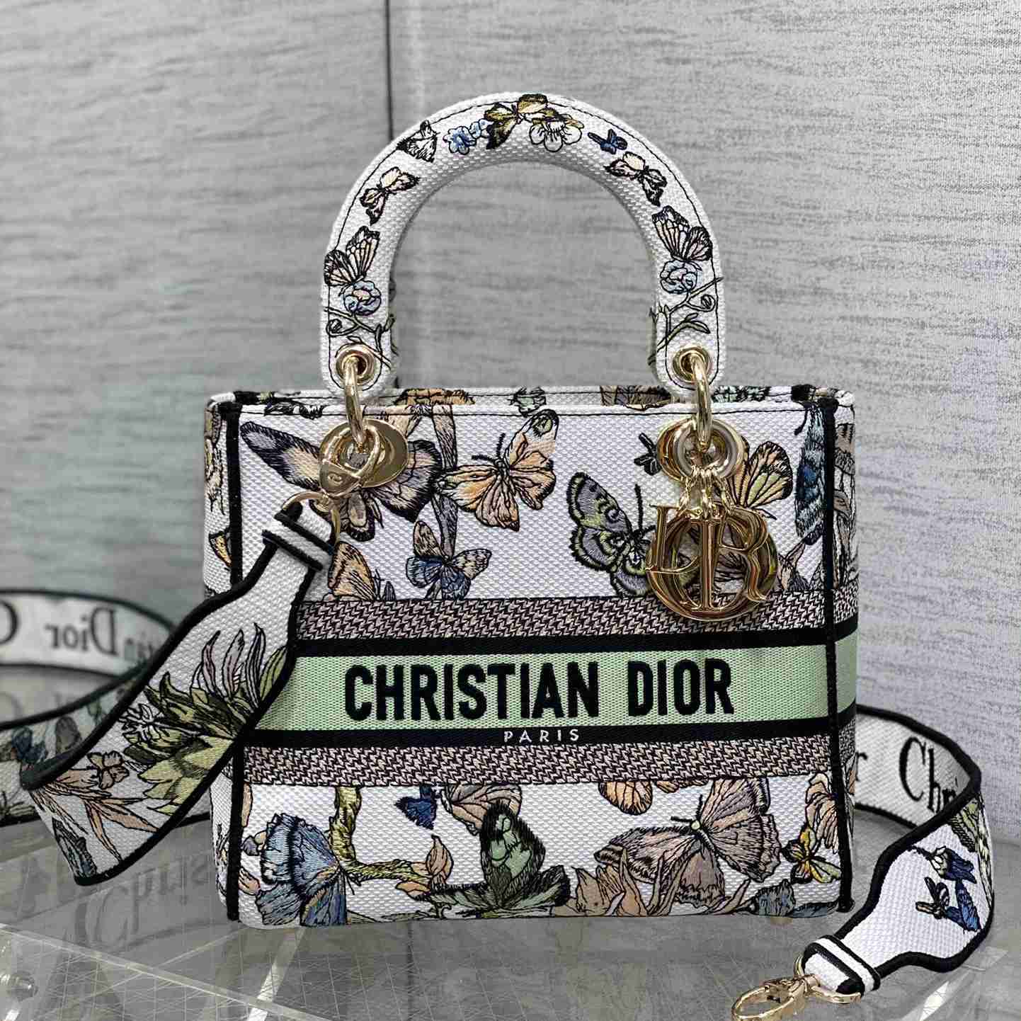 Dior Medium Lady D-lite Bag - PerfectKickZ
