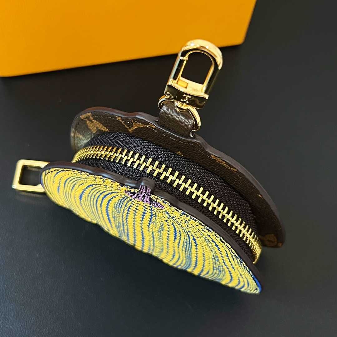 Louis Vuitton LV x YK Pumpkin Coin Purse - PerfectKickZ