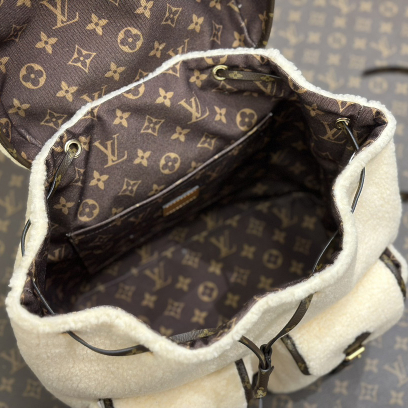 Louis Vuitton LV SKI Backpack   M23384 - PerfectKickZ