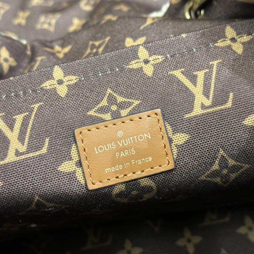 Louis Vuitton LV SKI Backpack   M23384 - PerfectKickZ