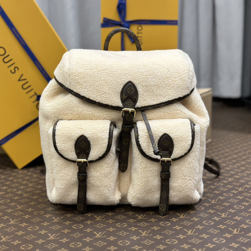Louis Vuitton LV SKI Backpack   M23384 - PerfectKickZ