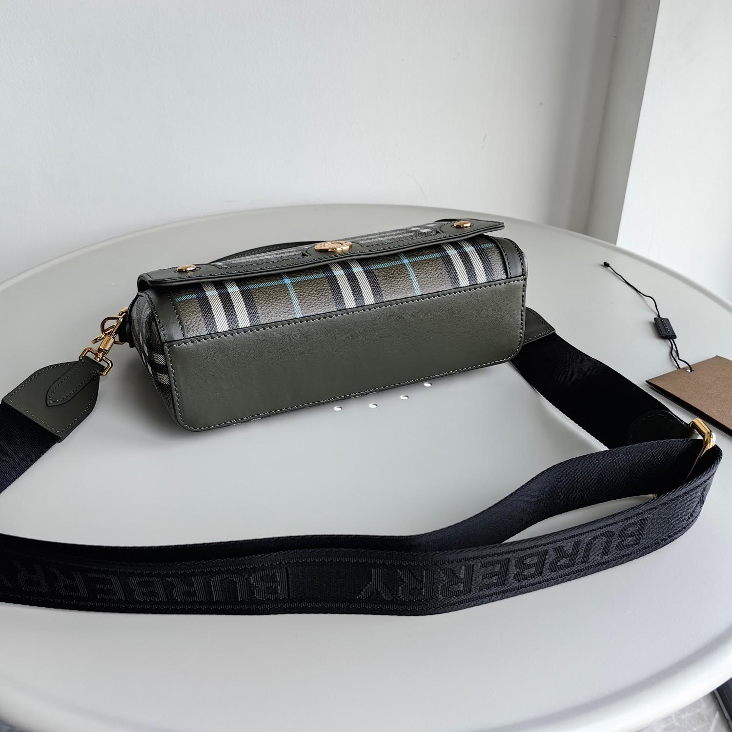 Burberry Top Handle Note Bag - PerfectKickZ