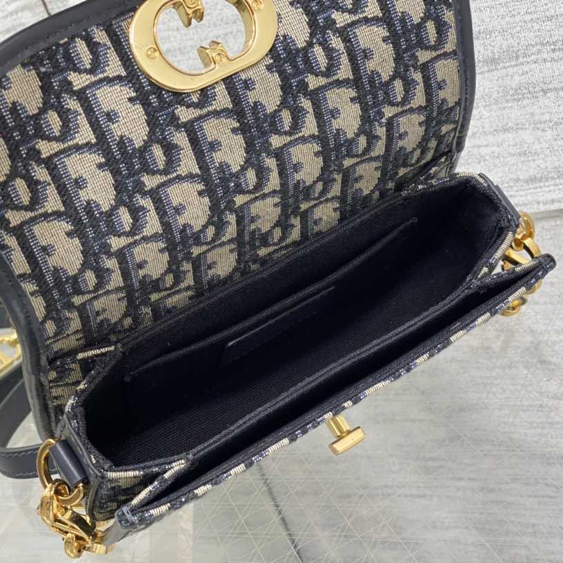 Dior Small 30 Montaigne Avenue Bag - PerfectKickZ