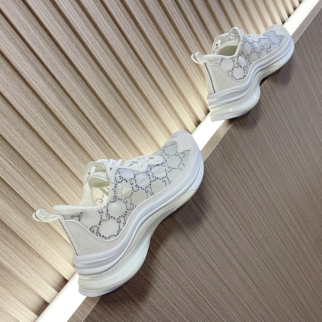 Gucci Women's Run Sneaker - PerfectKickZ
