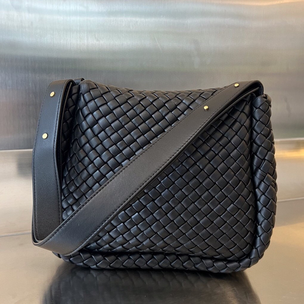 Bottega Veneta Small Cobble Shoulder Bag - PerfectKickZ