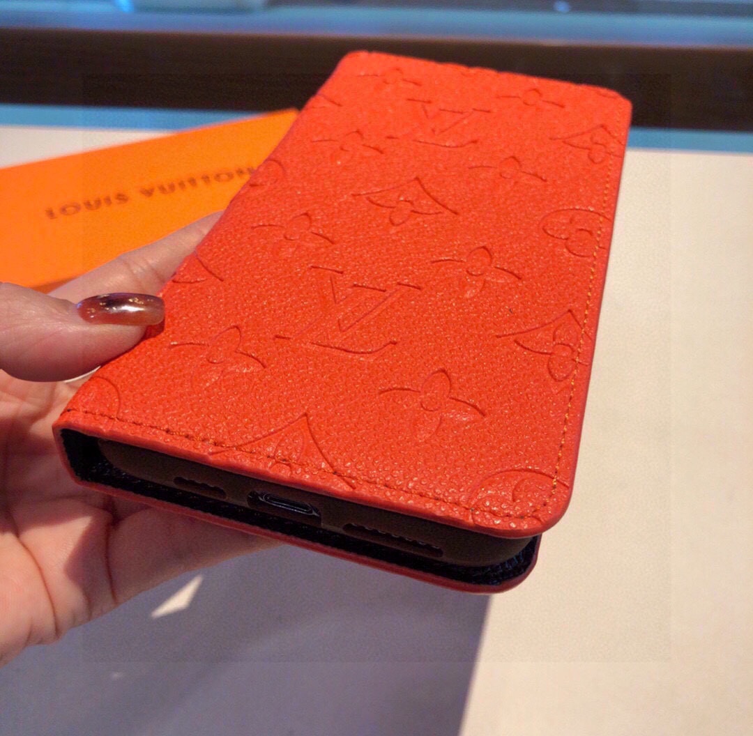 Louis Vuitton Monogram Phone Case  - 