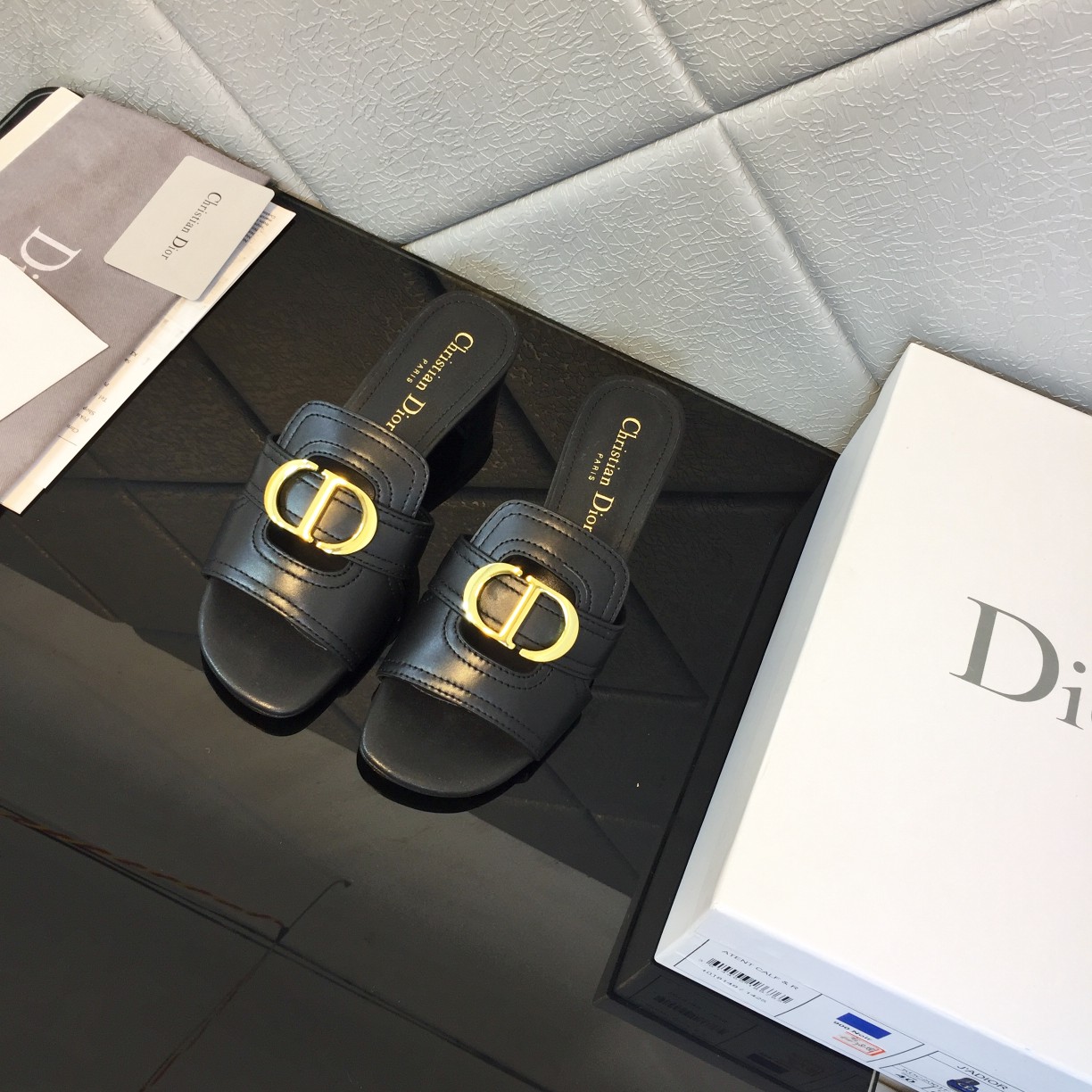 Dior 30 Montaigne Heeled Slide - 