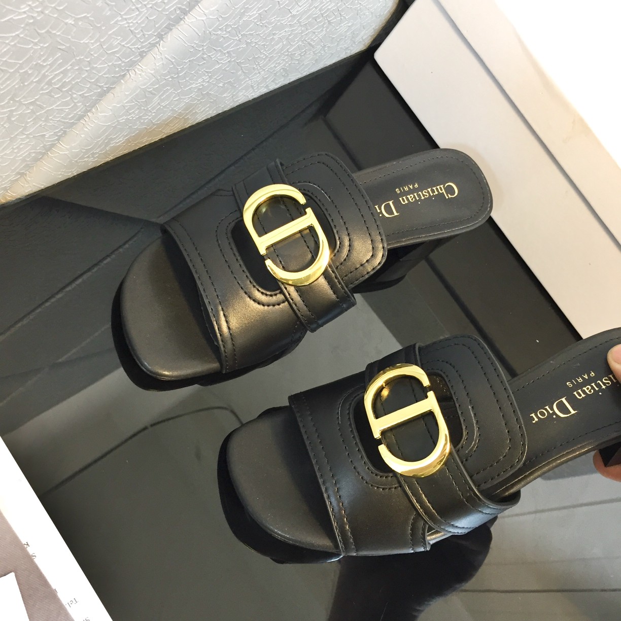 Dior 30 Montaigne Heeled Slide - 