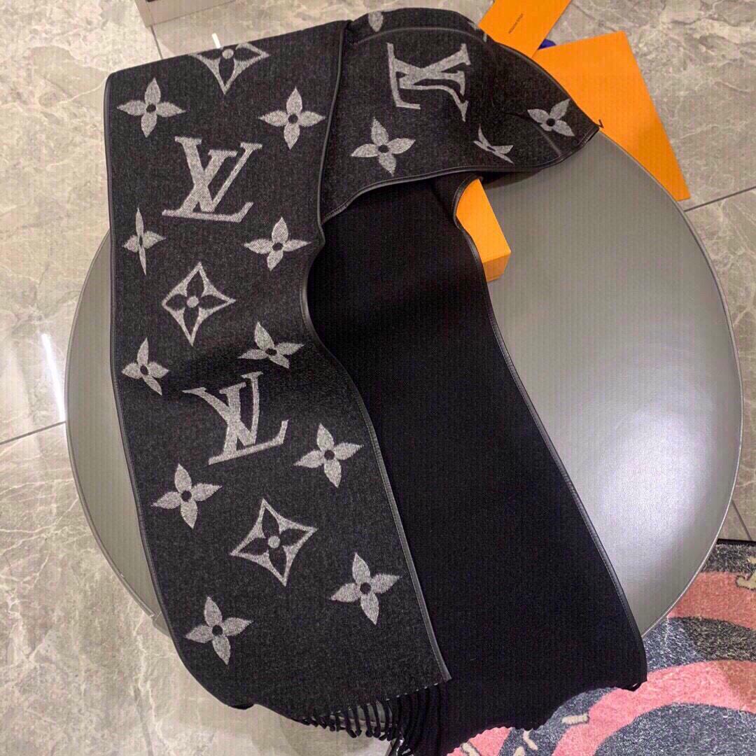 Louis Vuitton Fall For You Scarf - PerfectKickZ