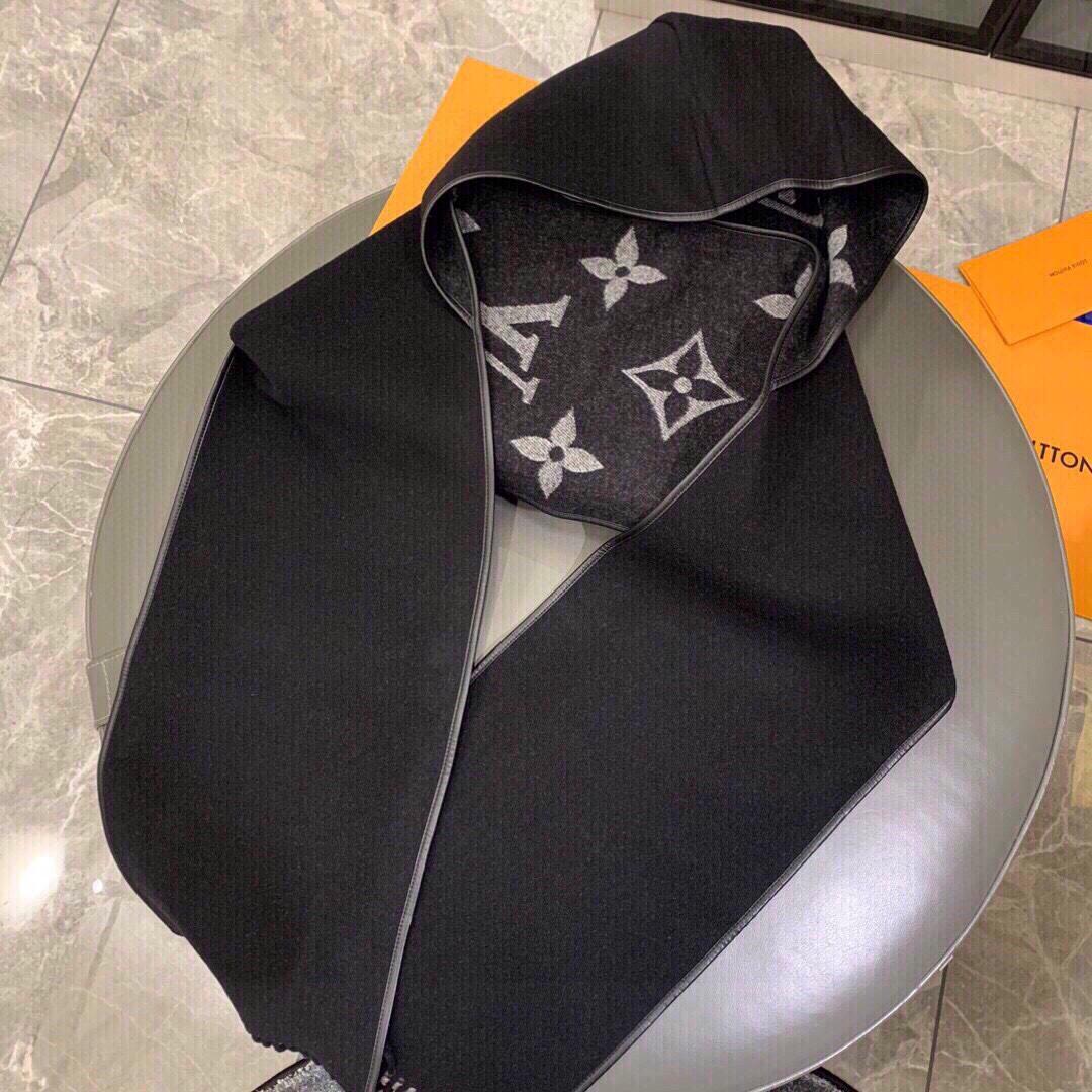 Louis Vuitton Fall For You Scarf - PerfectKickZ