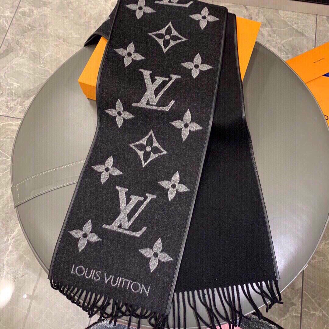 Louis Vuitton Fall For You Scarf - PerfectKickZ