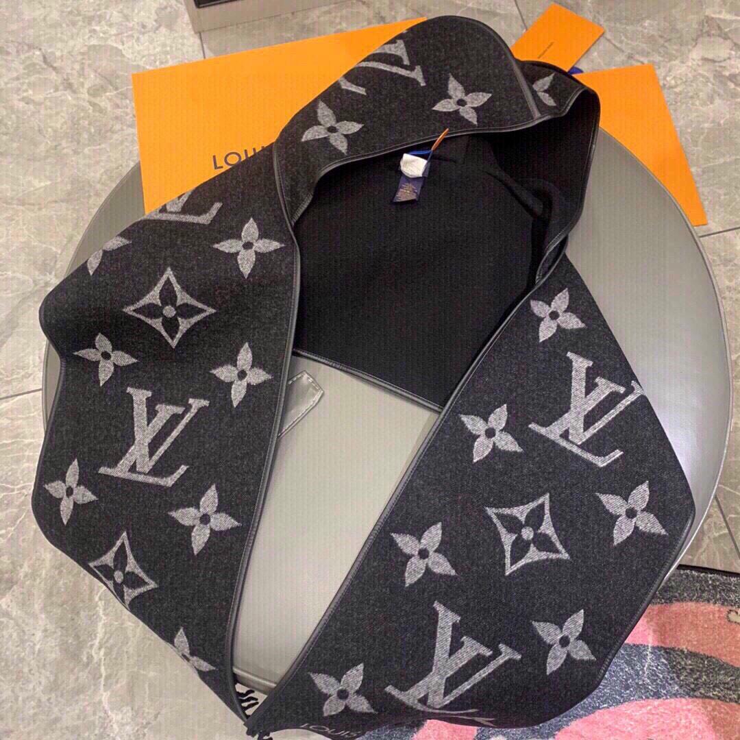 Louis Vuitton Fall For You Scarf - PerfectKickZ
