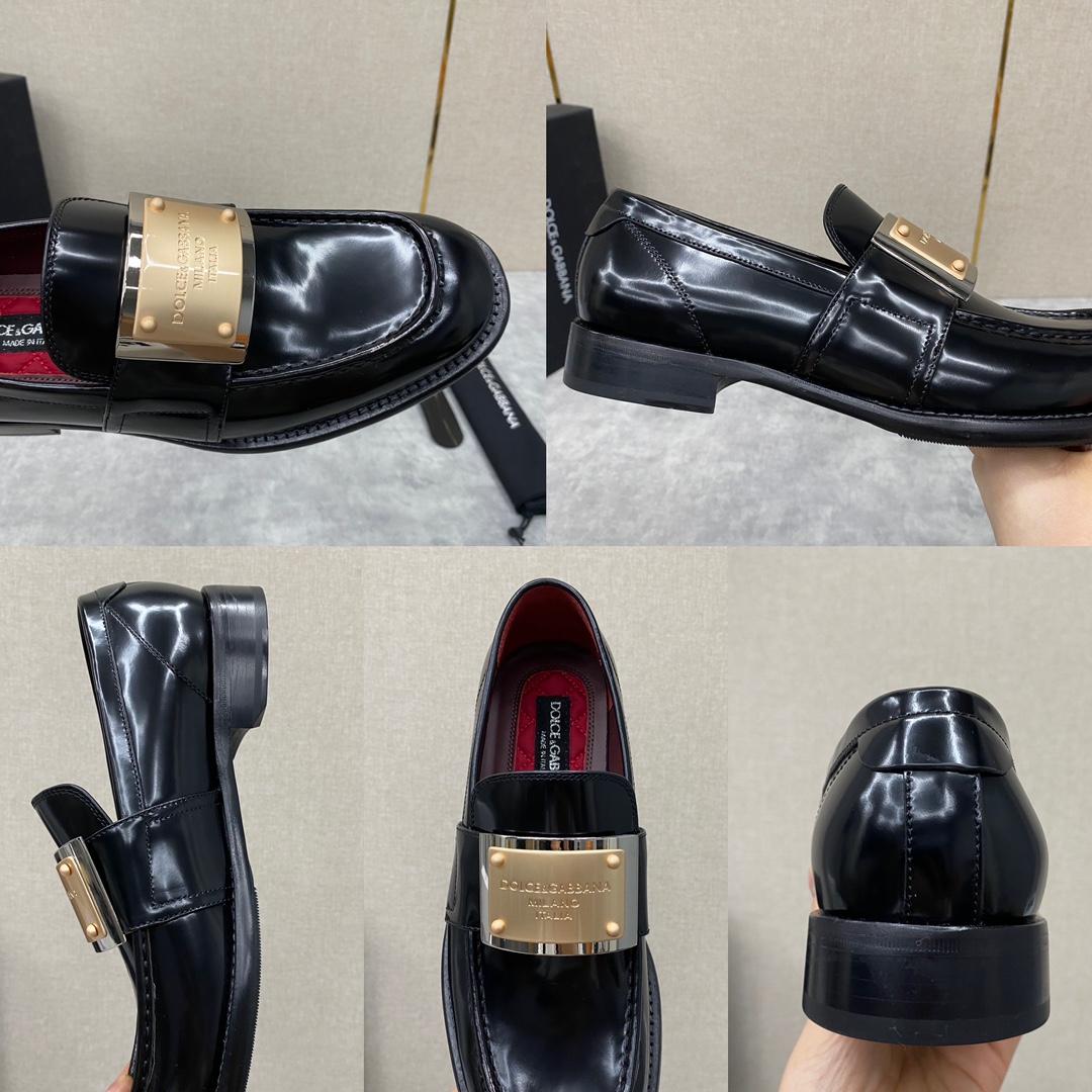 Dolce & Gabbana Bernini Logo-plaque Leather Loafers In Black - PerfectKickZ