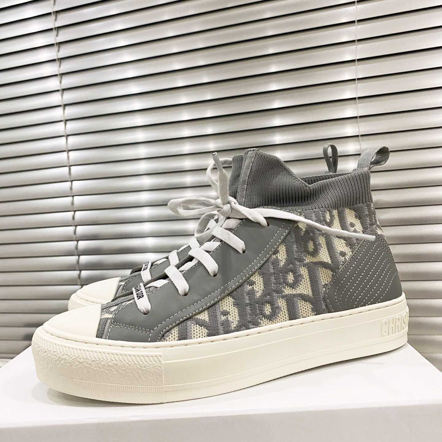 Dior Walk'n'Dior Sneaker - PerfectKickZ