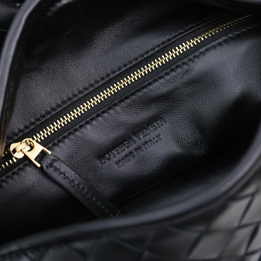 Bottega Veneta Small Hop - PerfectKickZ