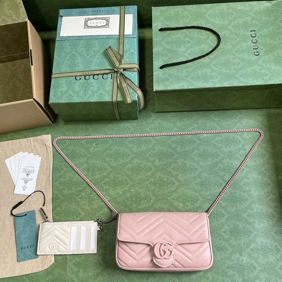 Gucci GG Marmont Mini Bag (21x 12x 5cm) - PerfectKickZ