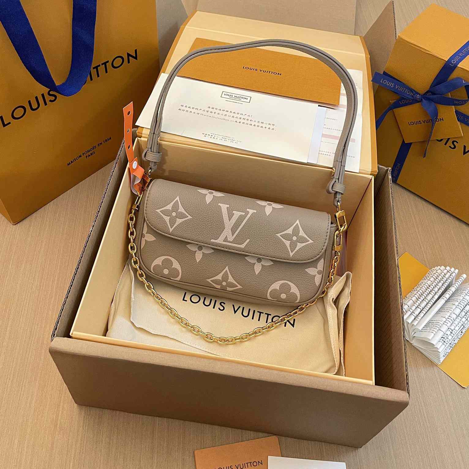 Louis Vuitton Wallet On Chain Ivy (23.5x12x4.3cm)  M82211 - PerfectKickZ