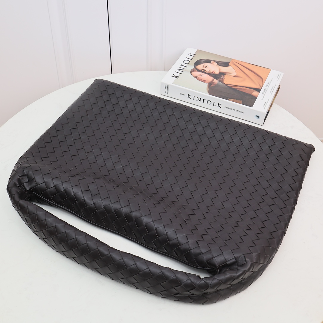 Bottega Veneta Large Hop - PerfectKickZ