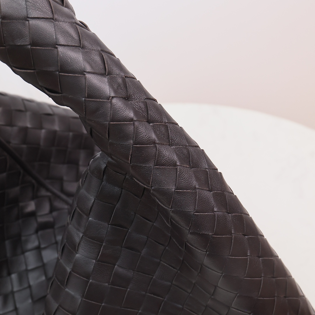 Bottega Veneta Large Hop - PerfectKickZ