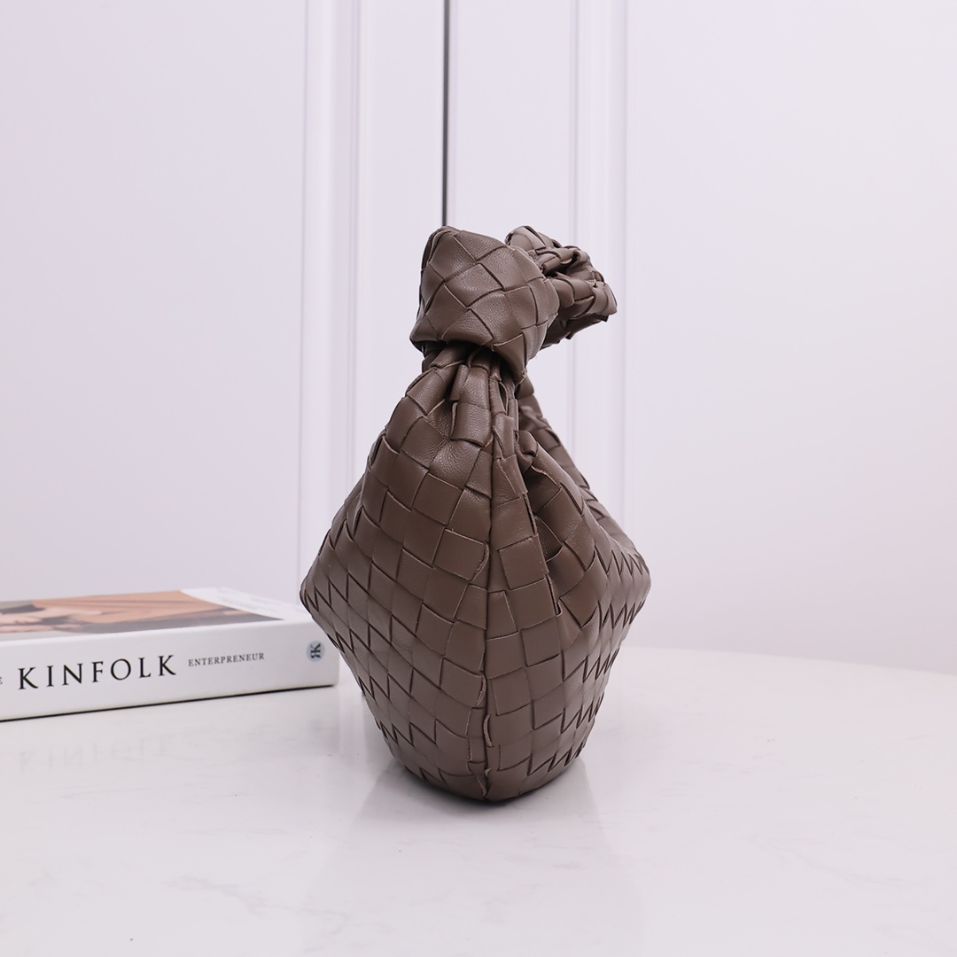 Bottega Veneta Teen Jodie - PerfectKickZ