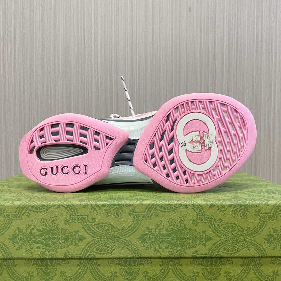 Gucci Women's Run Sneaker - PerfectKickZ