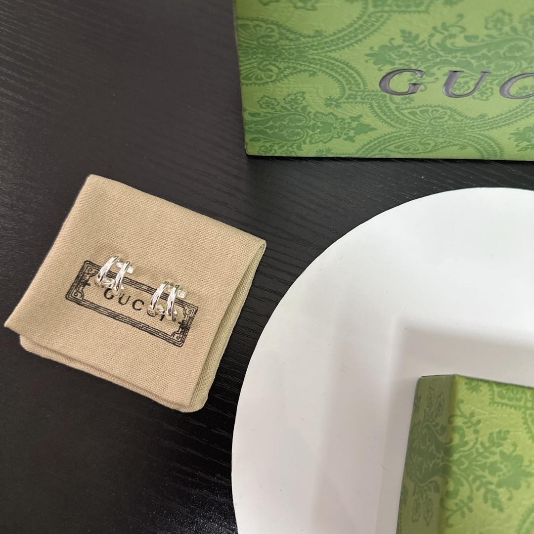 Gucci Wrapped Horsebit Earrings - PerfectKickZ