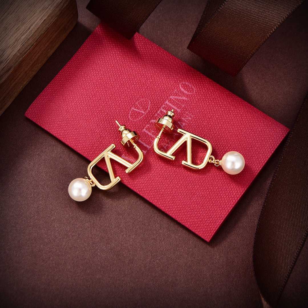 Valenti VLogo Pearl Gold Toned Earrings - PerfectKickZ
