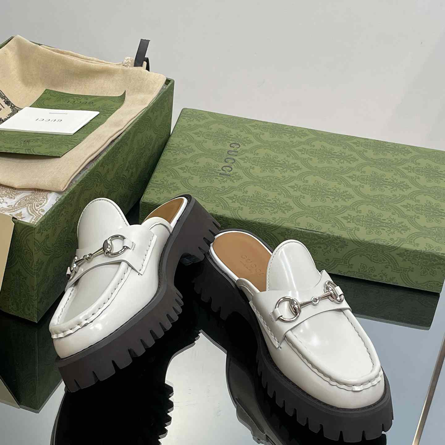 Gucci Women's Mule With Horsebit - PerfectKickZ