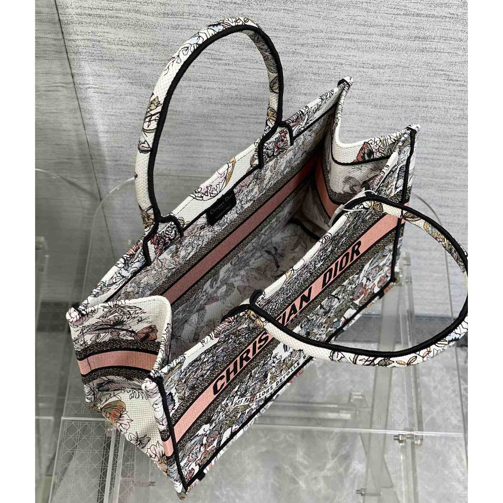 Dior Medium Dior Book Tote - PerfectKickZ