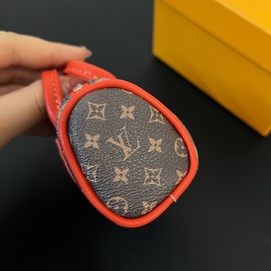 Louis Vuitton LV Colormania Mini Keepall Pouch   M01521 - PerfectKickZ