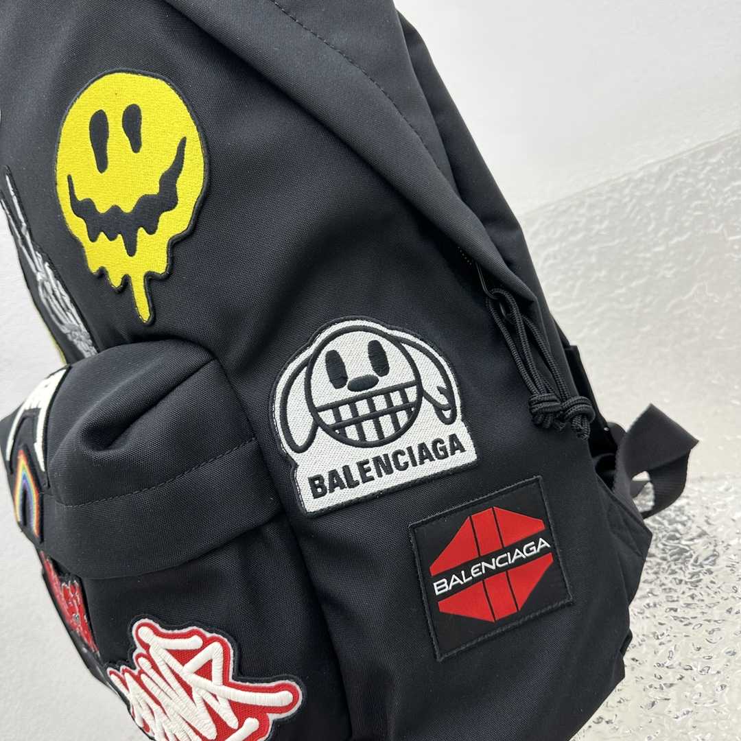 Balenciaga Gamer Patch Backpack In Black (39-14-50cm) - PerfectKickZ