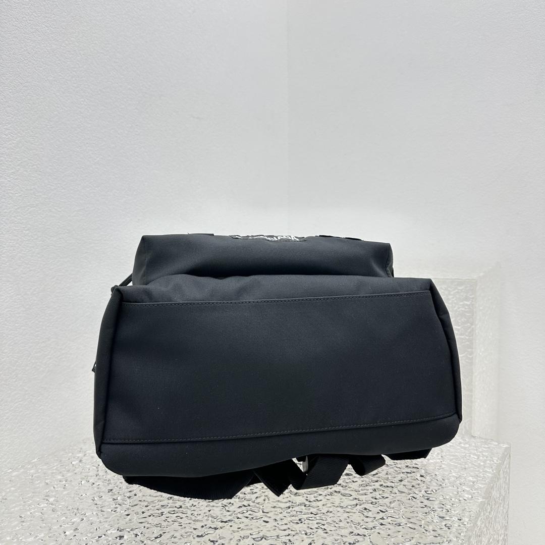 Balenciaga Gamer Patch Backpack In Black (39-14-50cm) - PerfectKickZ