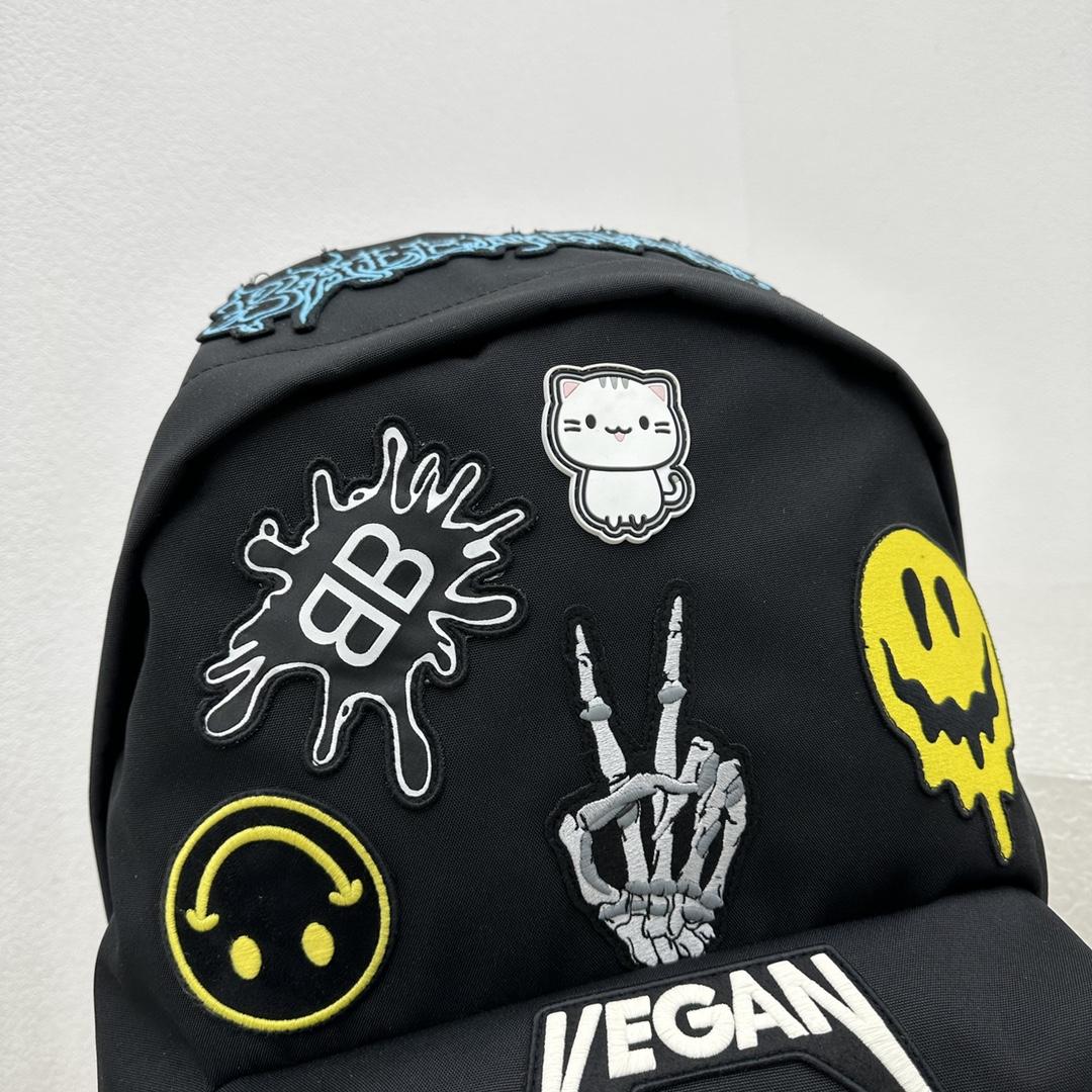 Balenciaga Gamer Patch Backpack In Black (39-14-50cm) - PerfectKickZ