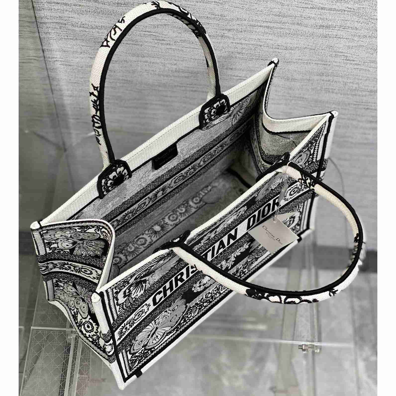 Dior Medium Dior Book Tote - PerfectKickZ