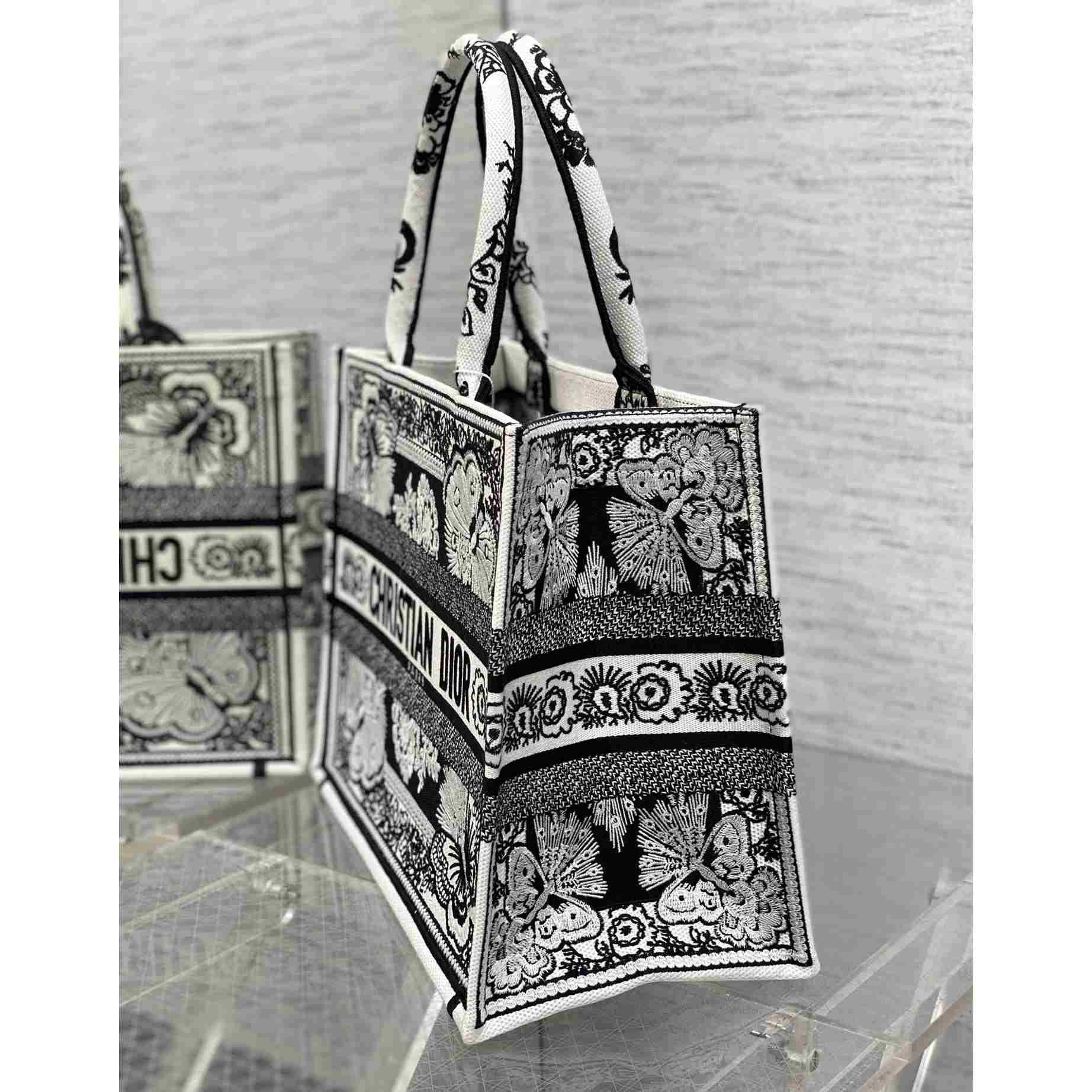 Dior Medium Dior Book Tote - PerfectKickZ
