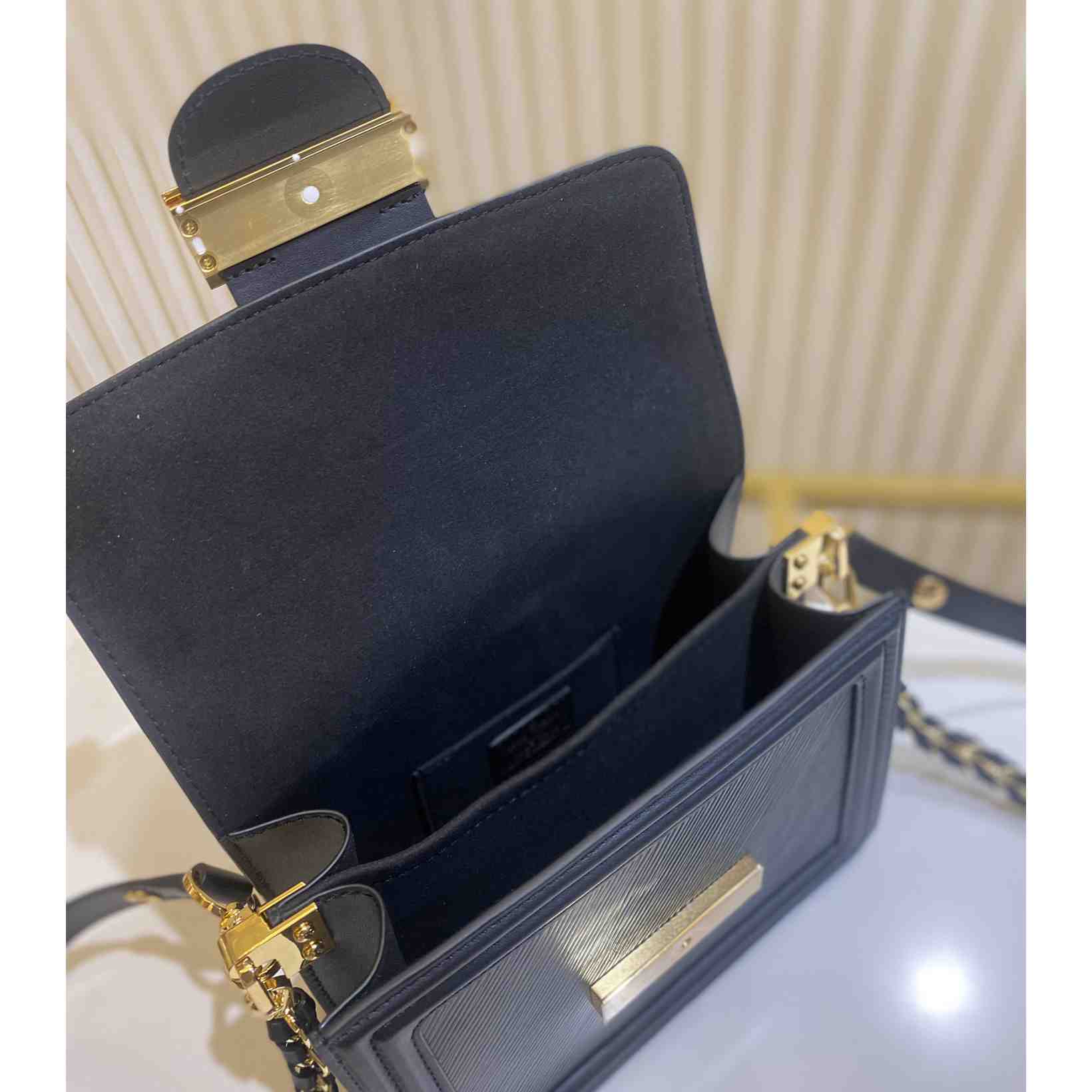 Louis Vuitton Mini Dauphine (20-15-9cm)  M55964 - PerfectKickZ