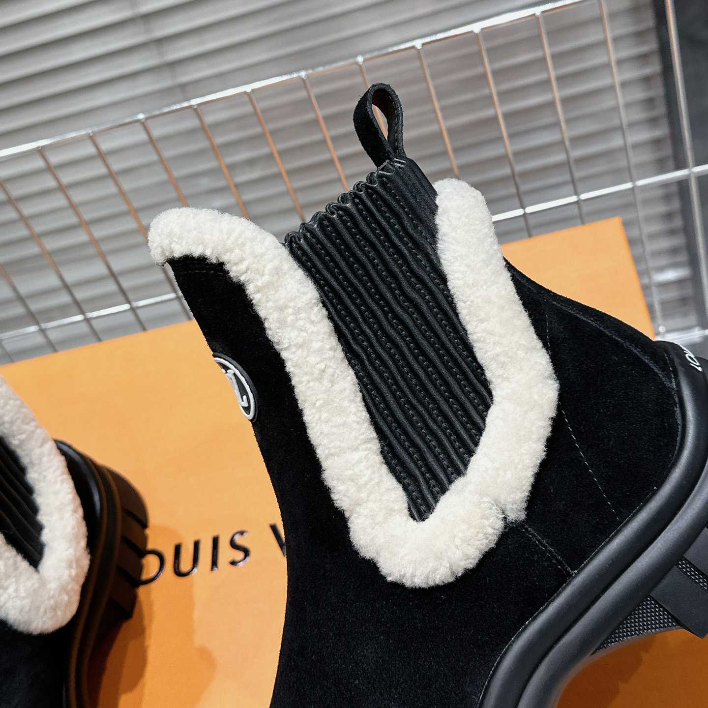 Louis Vuitton Ruby Flat Ankle Boot - 