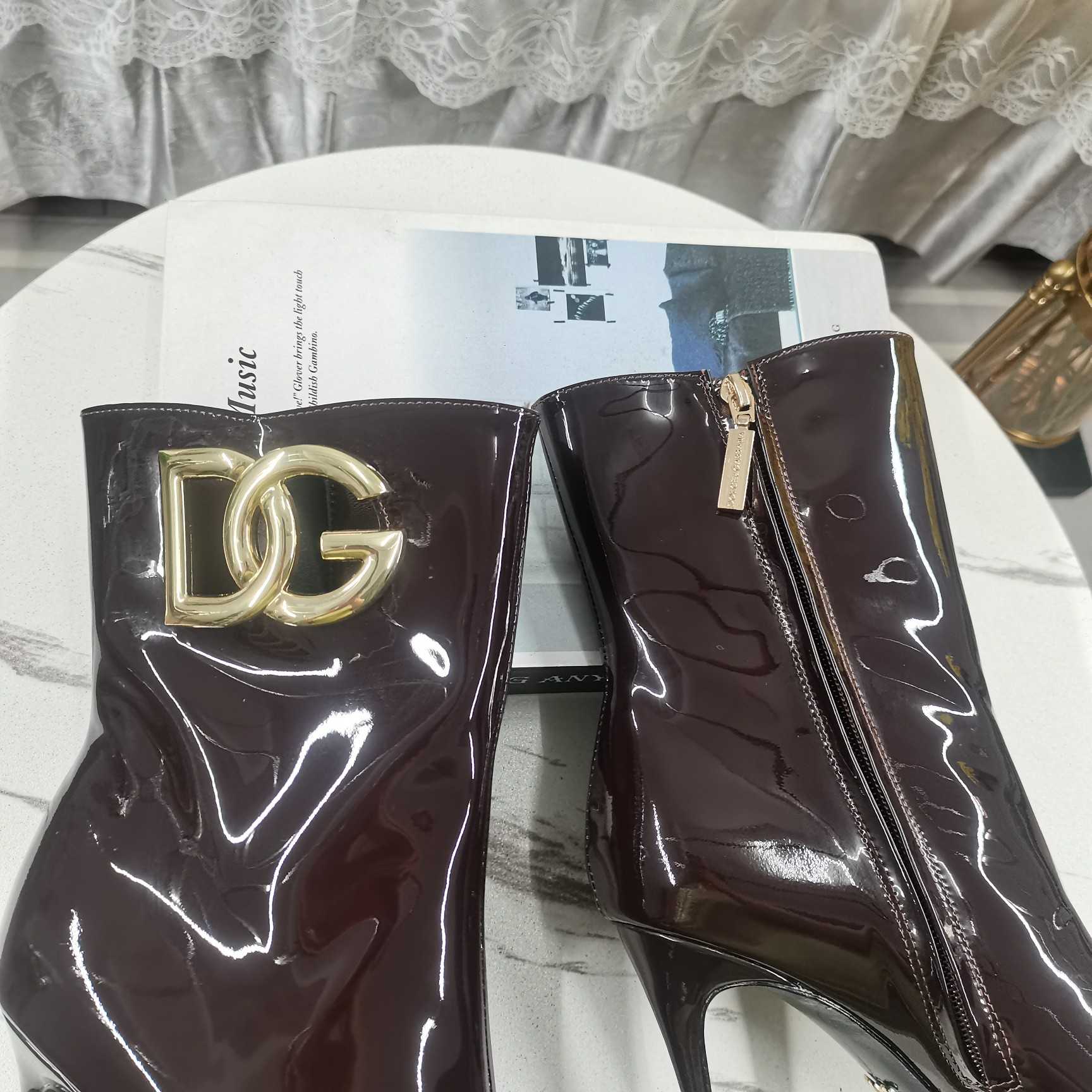 Dolce & Gabbana Calfskin Ankle Boots - PerfectKickZ