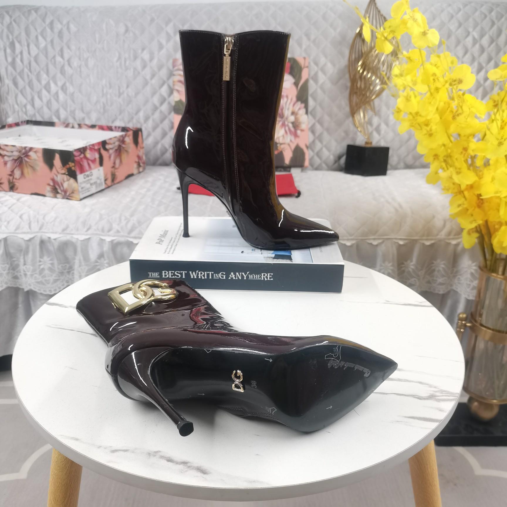 Dolce & Gabbana Calfskin Ankle Boots - PerfectKickZ