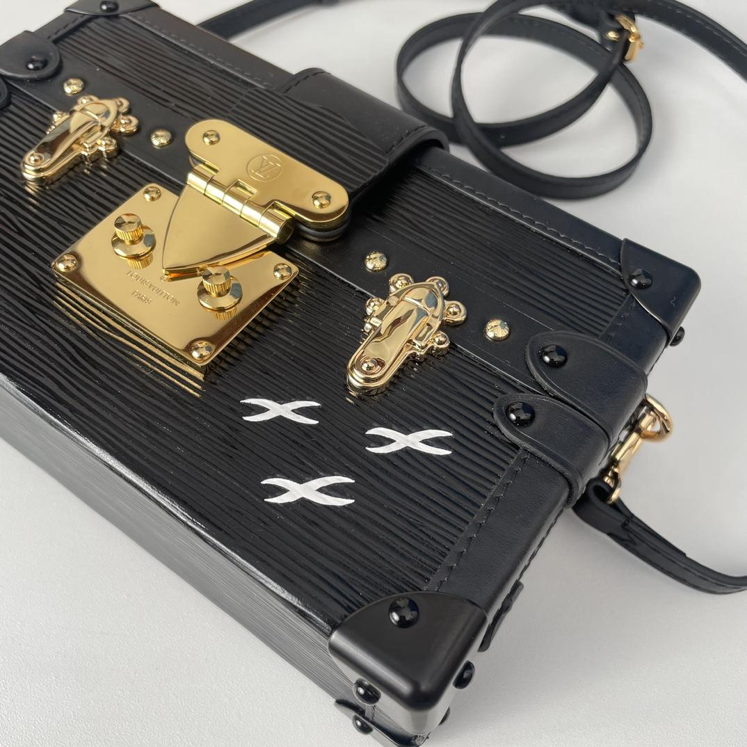 Louis Vuitton Petite Malle     M59179 - PerfectKickZ