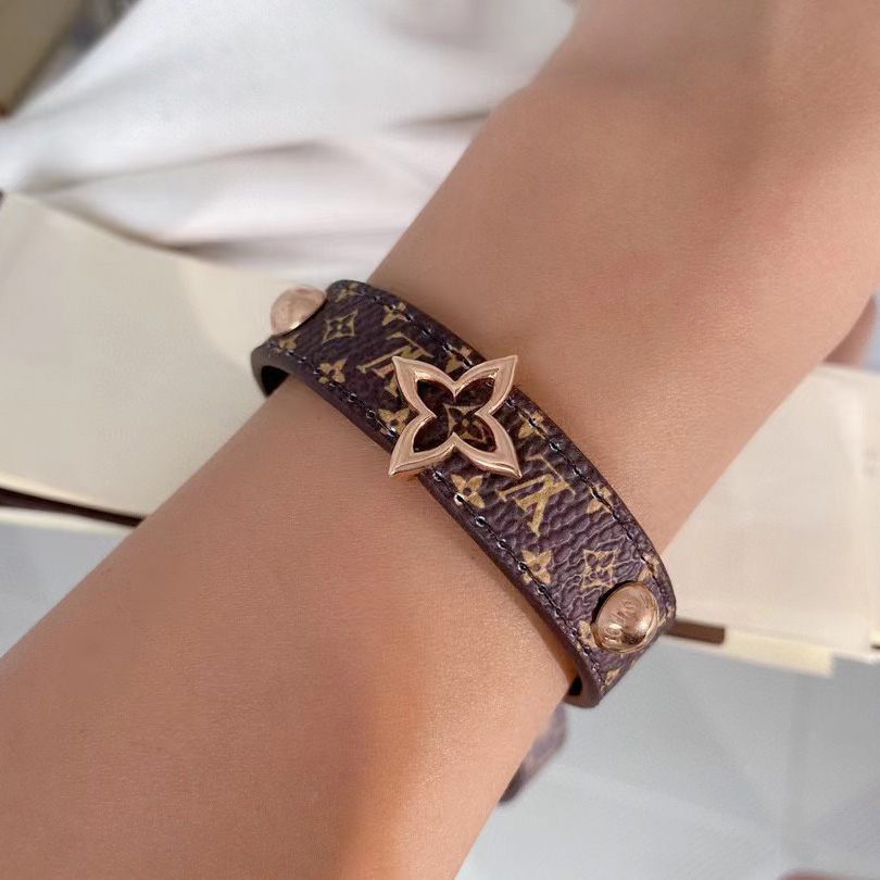 Louis Vuitton Bracelet Nano Monogram - PerfectKickZ
