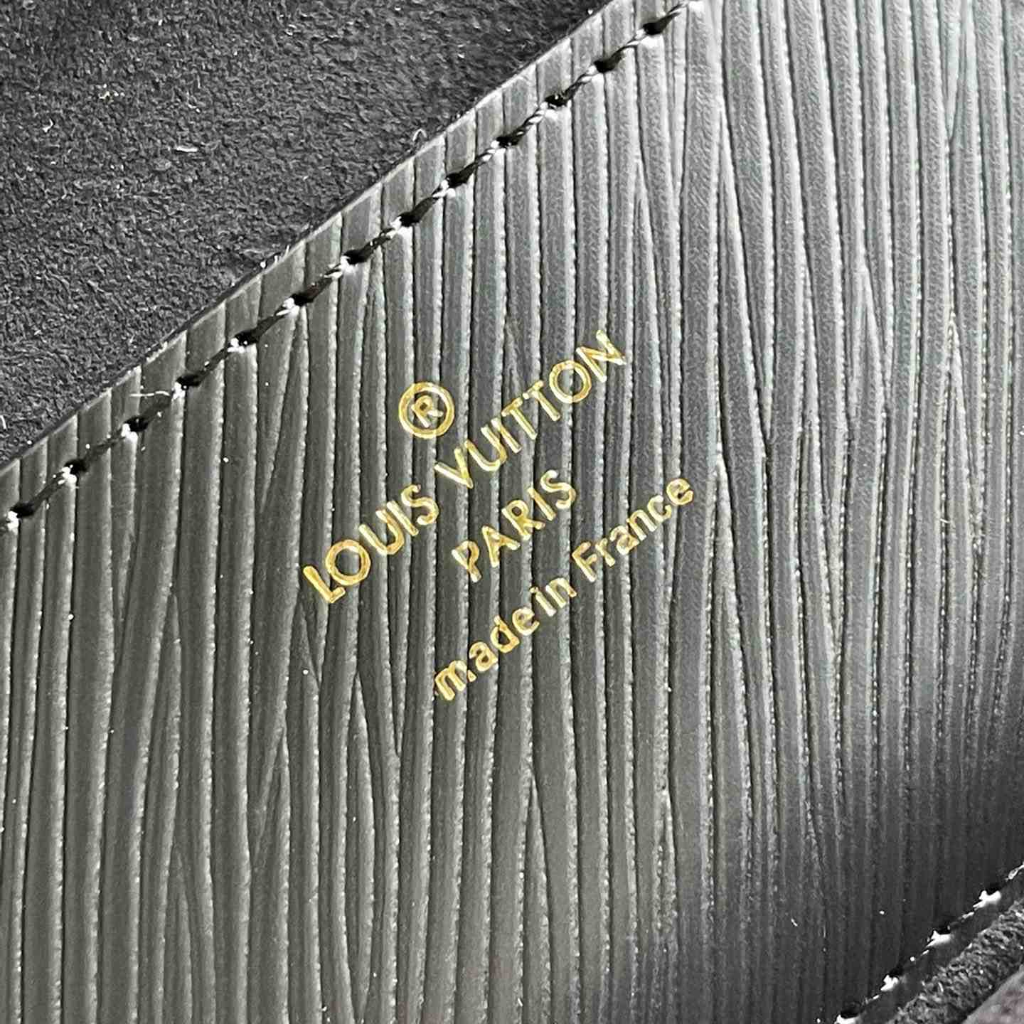 Louis Vuitton Twist MM    M21772  M50282 - PerfectKickZ