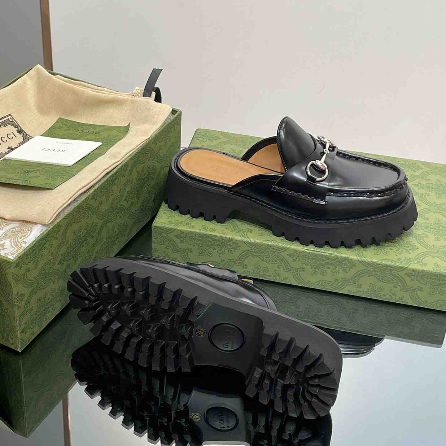 Gucci Women's Mule With Horsebit - PerfectKickZ