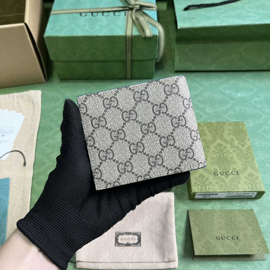 Gucci Wallet With GG Detail - PerfectKickZ