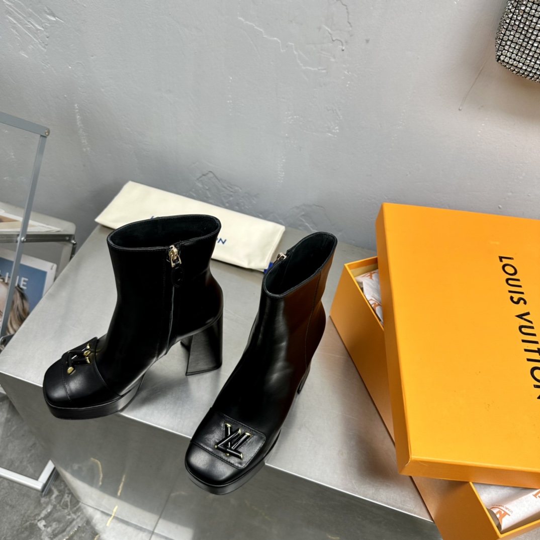 Louis Vuitton Shake Ankle Boot - PerfectKickZ