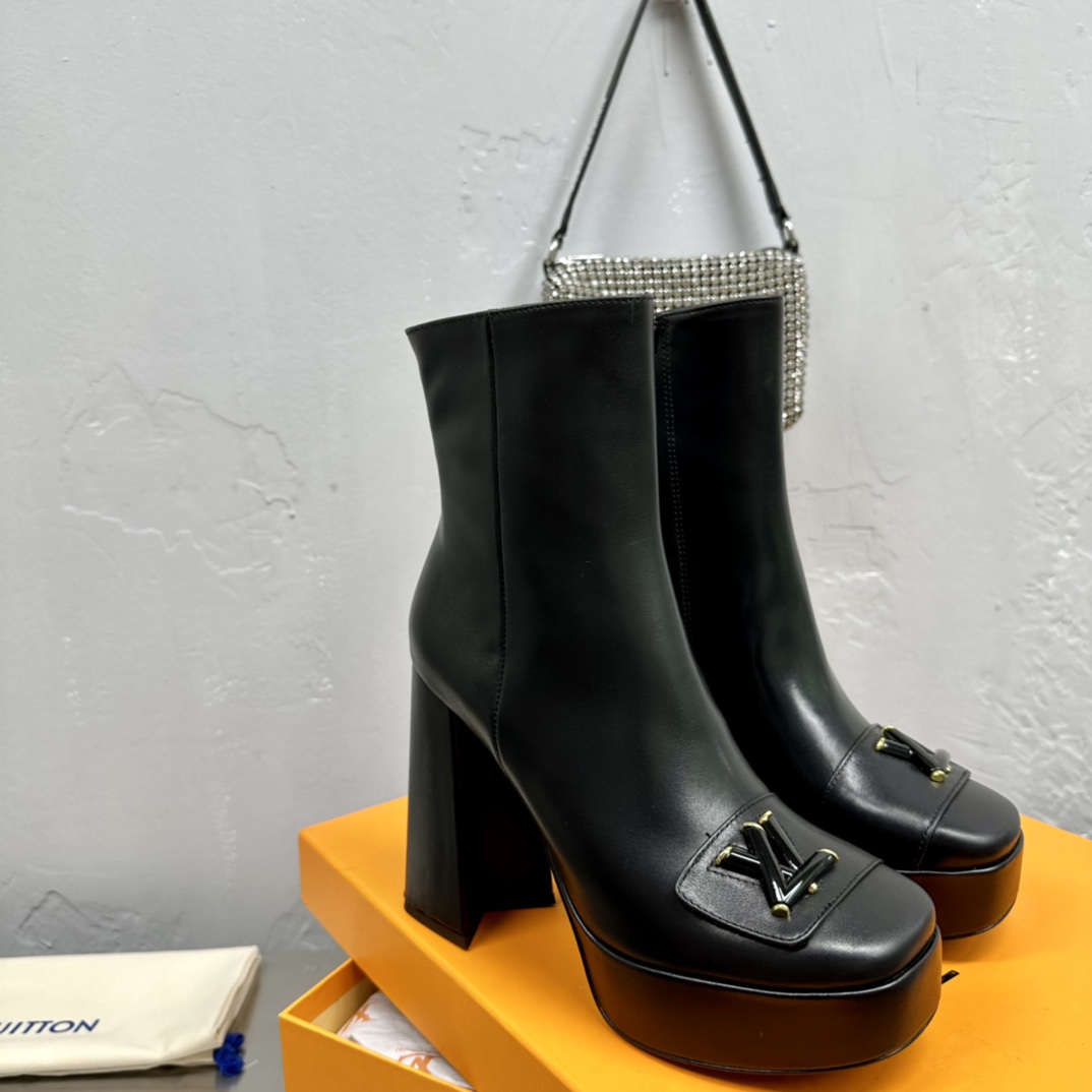 Louis Vuitton Shake Ankle Boot - PerfectKickZ